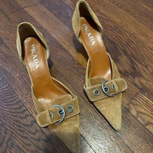 SOLD🚫 Vintage Prada kitten heels